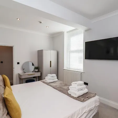 2 Bedroom Deluxe