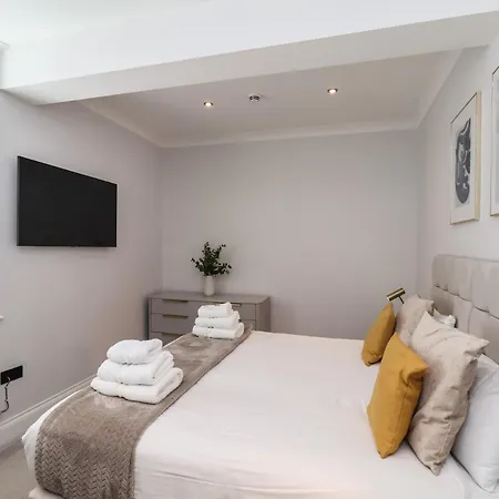 2 Bedroom Deluxe *
